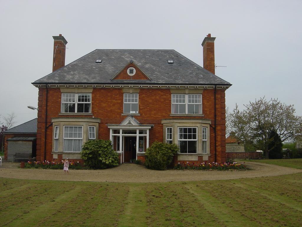 Furtho Manor Farm Acomodação com café da manhã Milton Keynes Exterior foto
