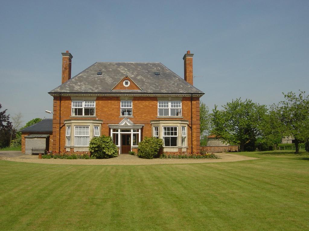 Furtho Manor Farm Acomodação com café da manhã Milton Keynes Exterior foto
